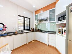Jalan Waringin (D14), Terrace #539989151